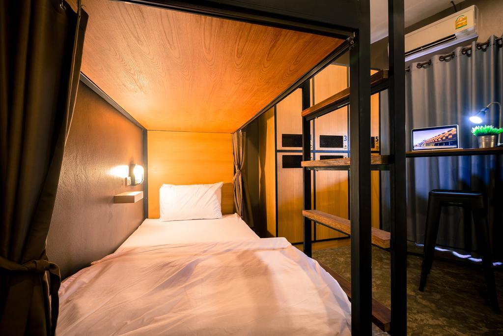 Srisuksant Square Hostel Krabi town Εξωτερικό φωτογραφία